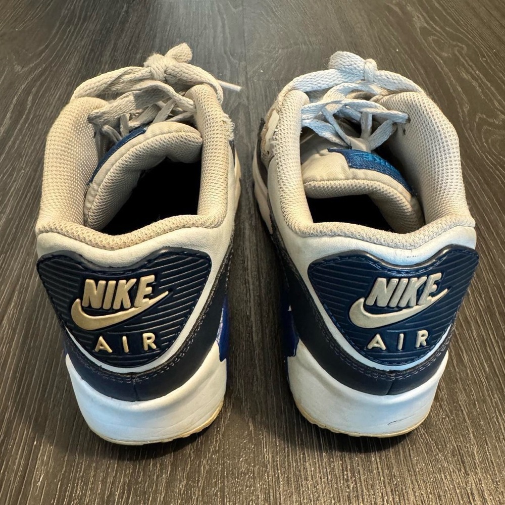 Nike Air Max 90 “Dark Obsidian”
University DQ4071-101 Multi Size UNC - Picture 5 of 8
